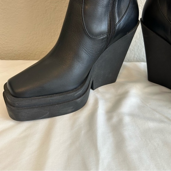 NWT, Gia Borghini Made in Italy Knee-High Leather Black Platform Boots, 36 EU - Picture 12 of 14